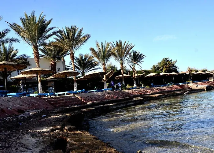 Курортный комплекс Sand Beach Resort