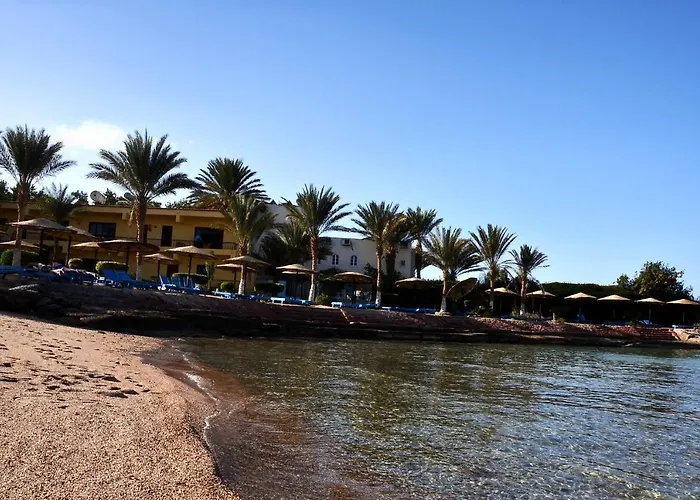 Курортный комплекс Sand Beach Resort